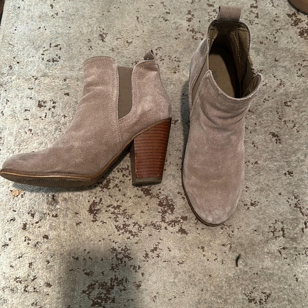 Michael Kor Boots